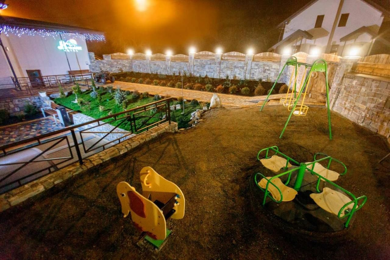 Отель GORHouse Hotel Яремче